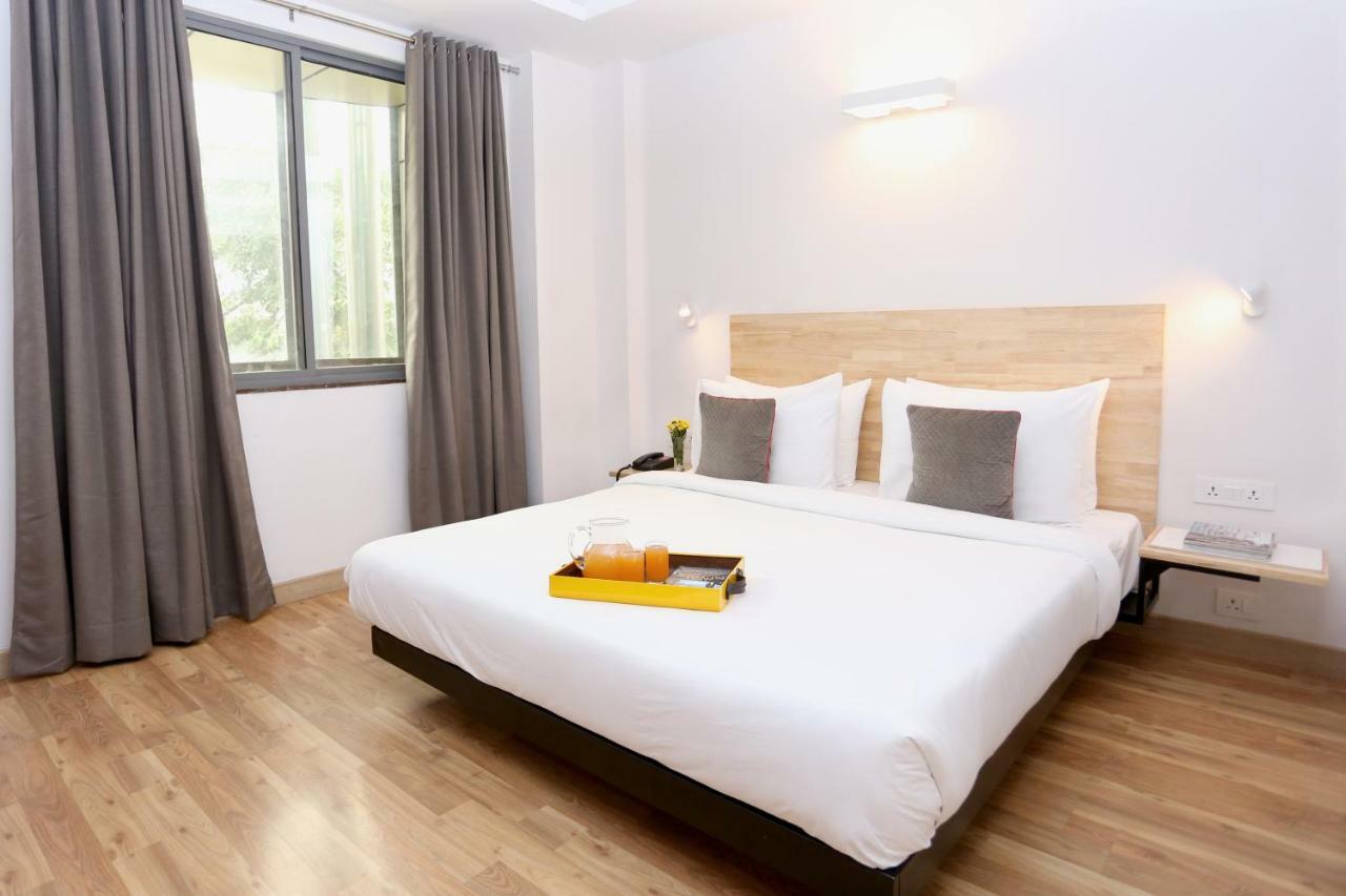 Oyo Townhouse 012 Kaushambi Metro Ghaziabad Hotel Luaran gambar